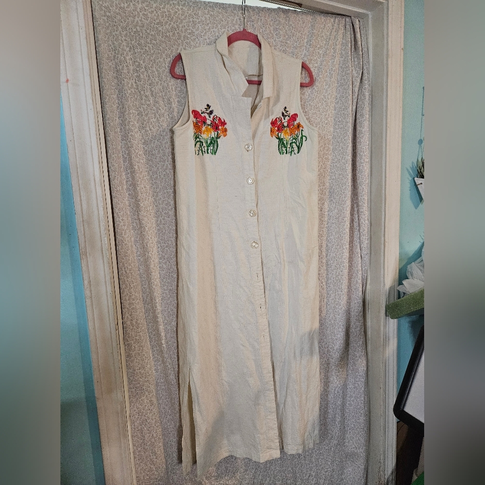 ❌SOLD ON MY DEPOP❌Unique Vintage Cream Mandarin Collar Long Sleeve Sundress